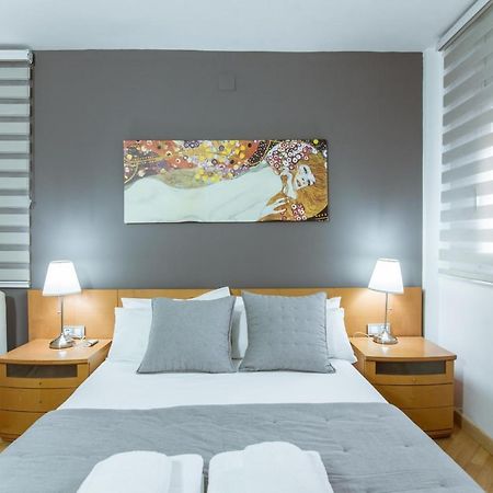 Two Bedroom Townhouse Within 10Min Walk From Beach Barcelona Kültér fotó