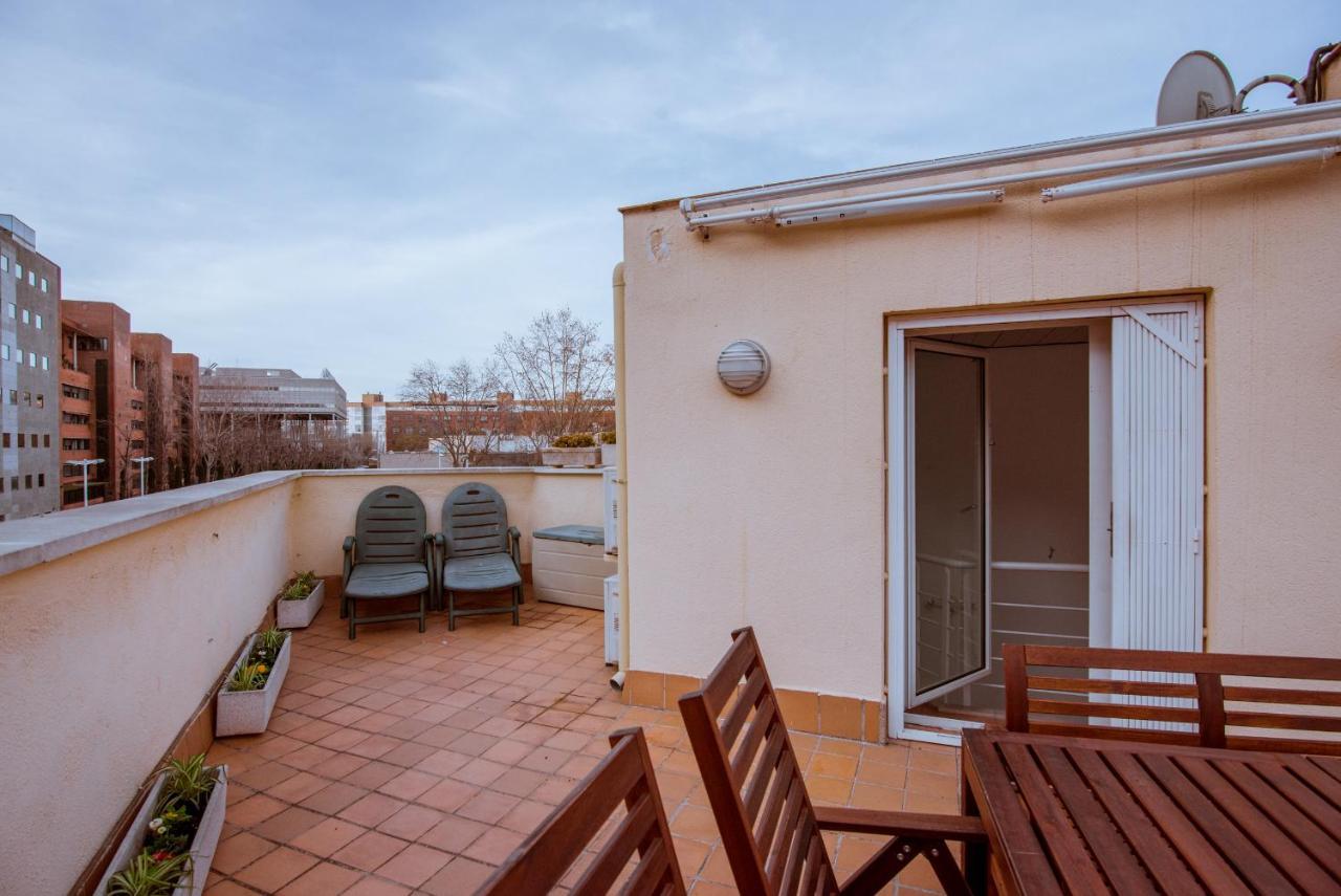 Two Bedroom Townhouse Within 10Min Walk From Beach Barcelona Kültér fotó